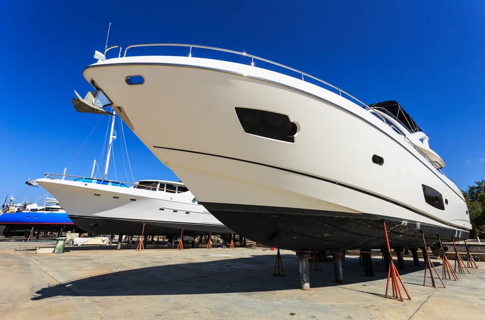 How Much Does It Cost to Re-Gelcoat a Boat