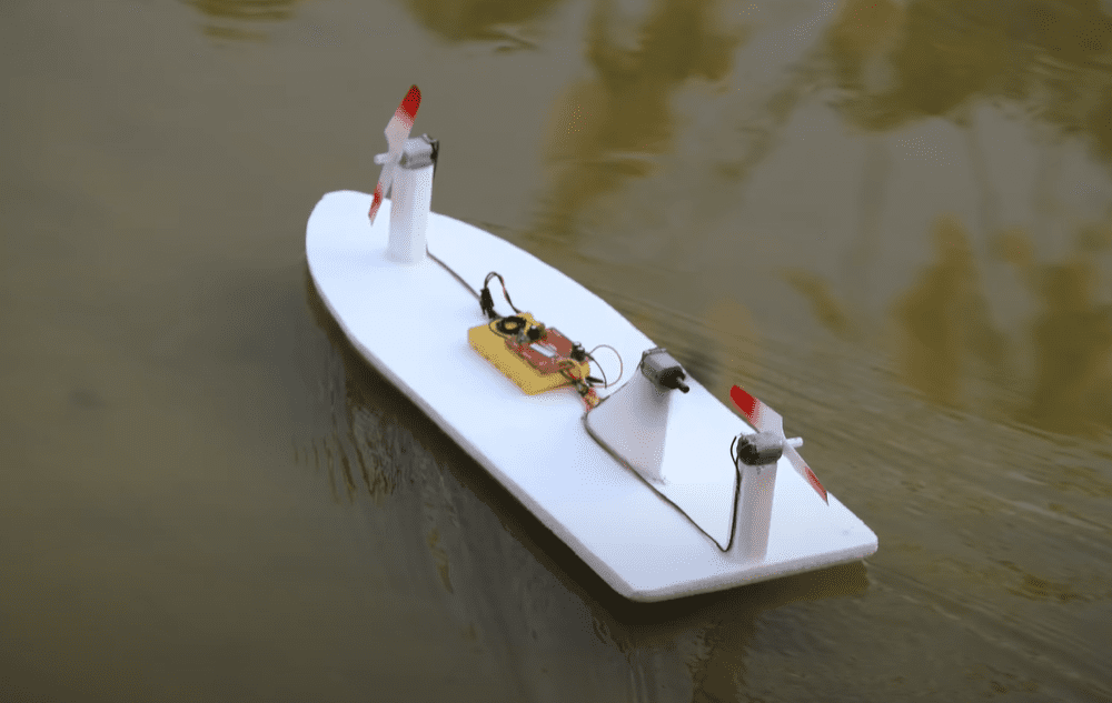 Here’s How You Make A DIY Toy Boat!