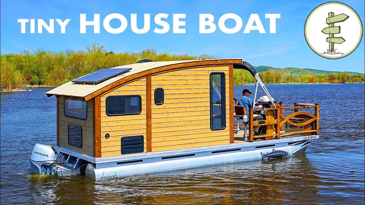 Pontoon Boat House