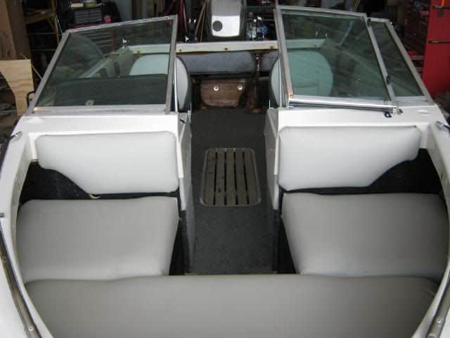 Step-by-step Instructions on Boat Upholstery