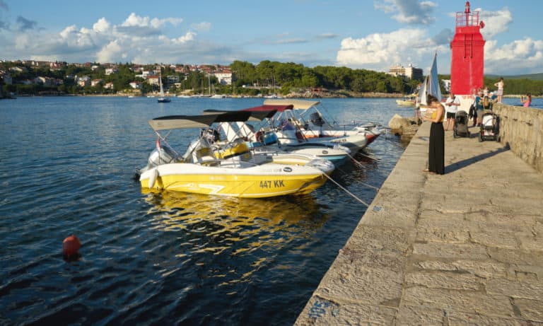8 Best Sanibel Island Boat Rental Companies
