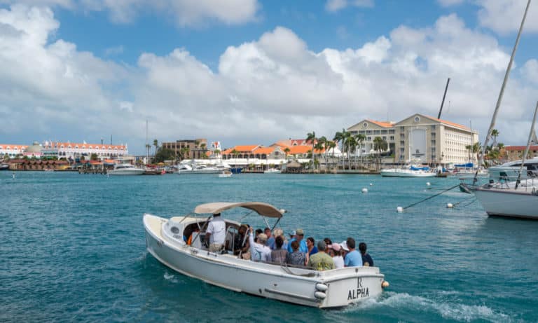 Top 8 Best Santorini Boat Tours